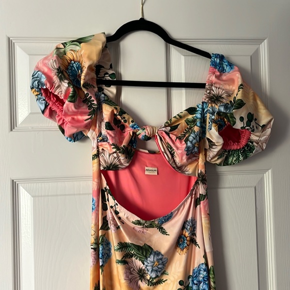 Floral maxi gown - Picture 2 of 5